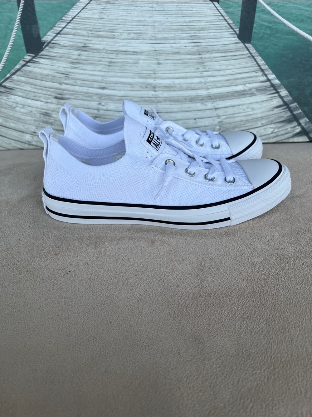 Classic White Low-Top Knit Sneakers for Women